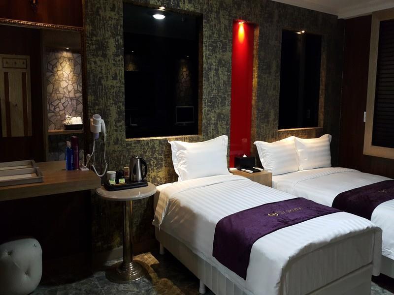I.Y Hotel Suwon Bagian luar foto