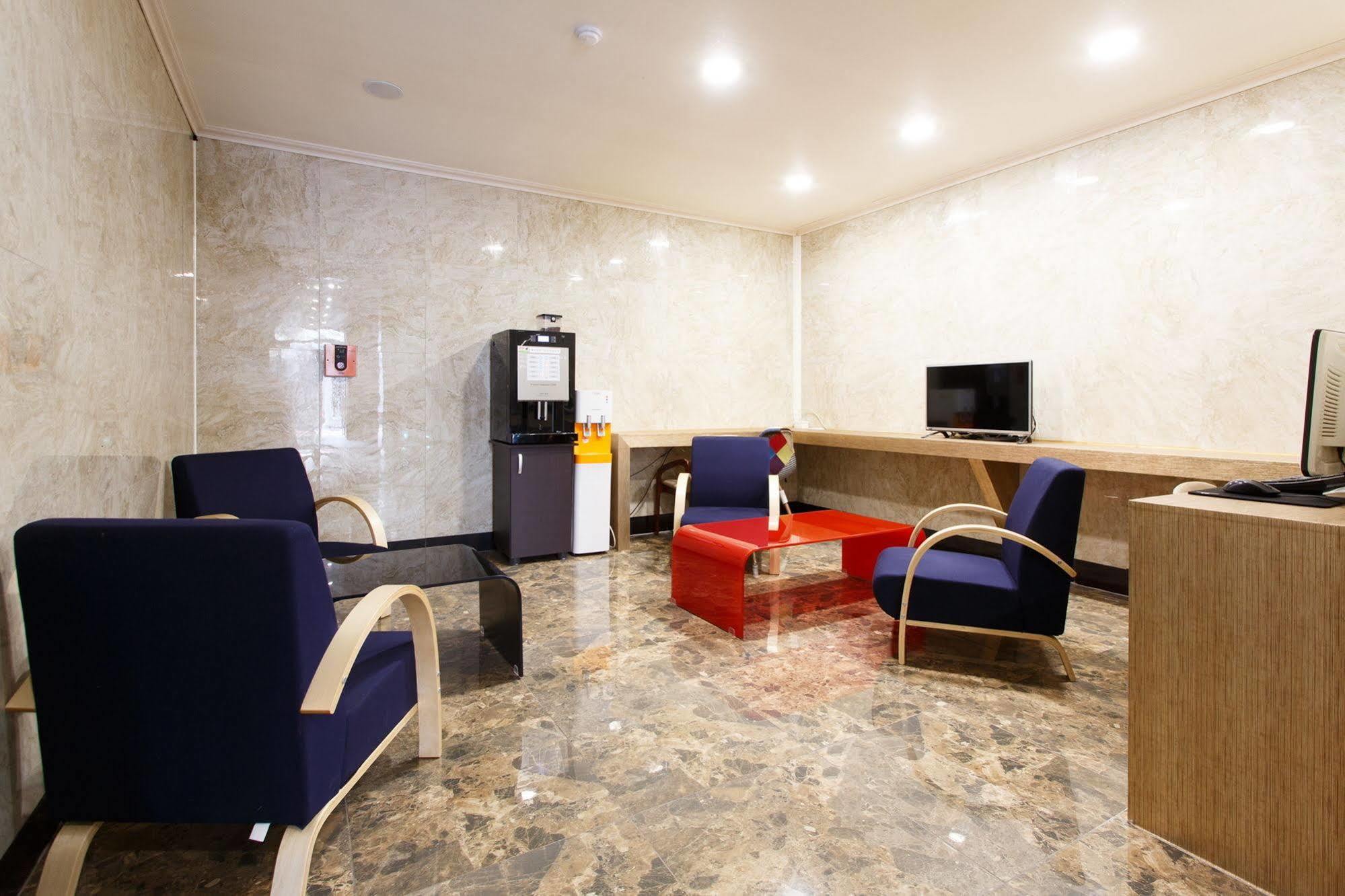 I.Y Hotel Suwon Bagian luar foto