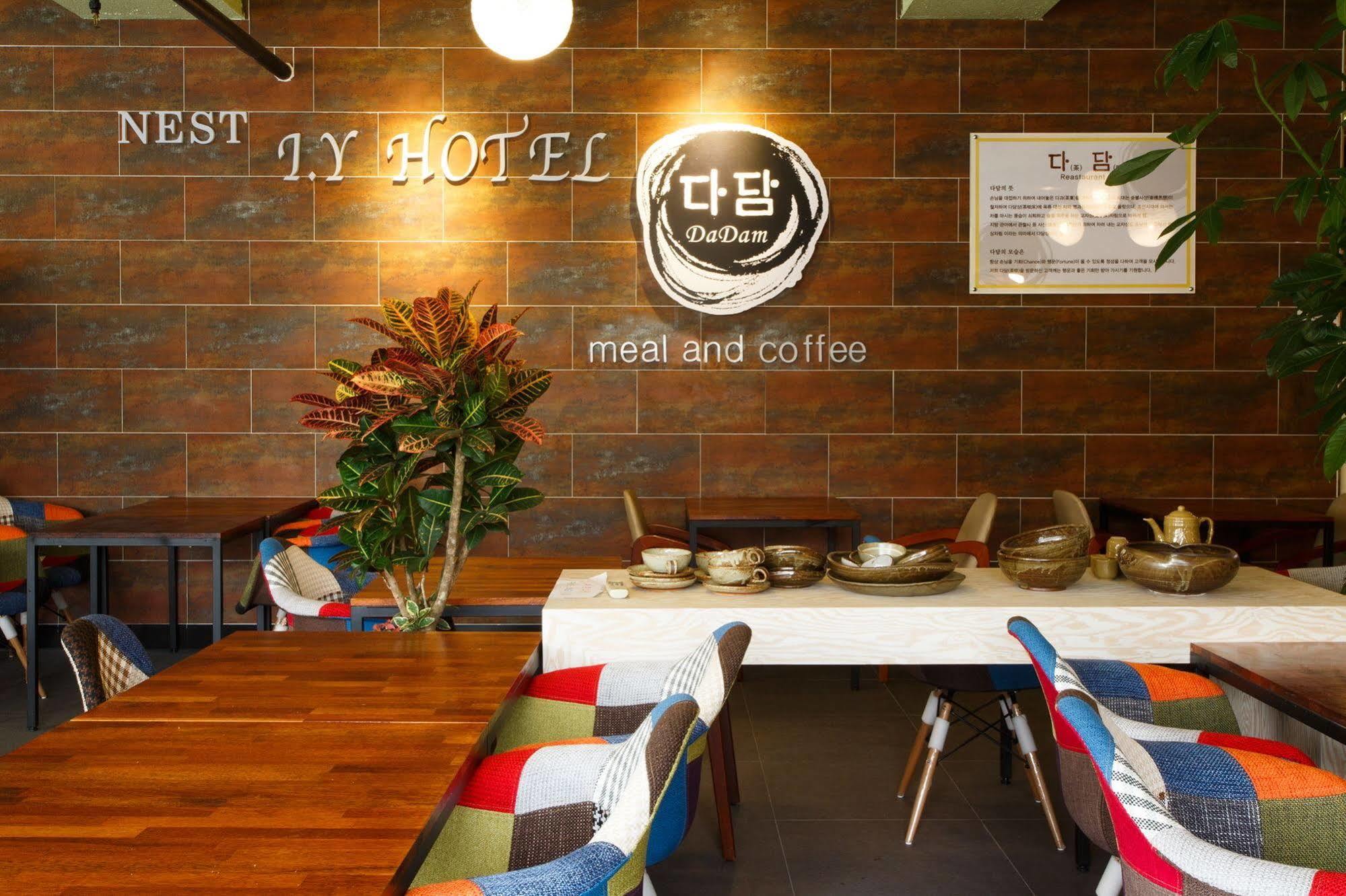 I.Y Hotel Suwon Bagian luar foto