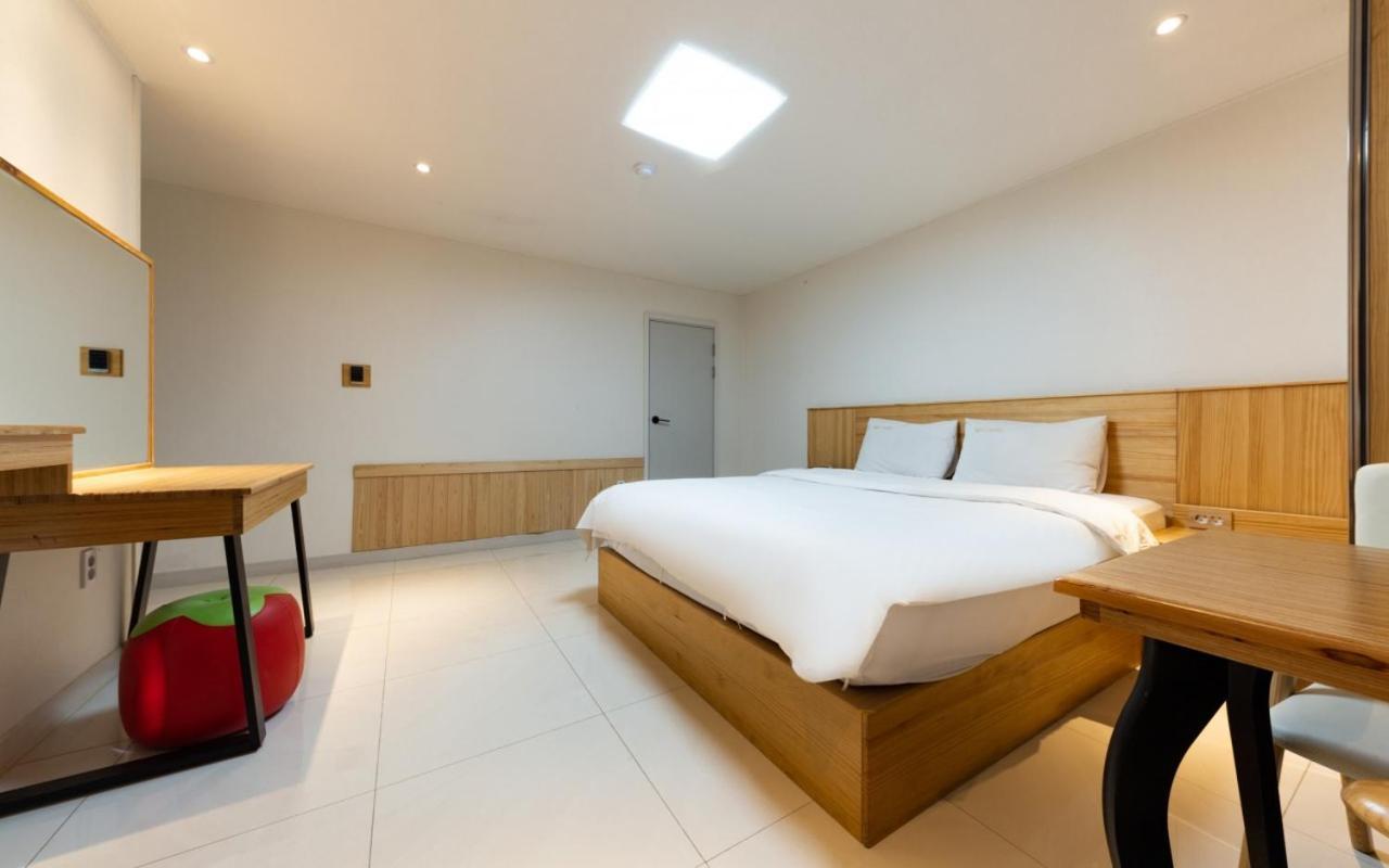 I.Y Hotel Suwon Bagian luar foto